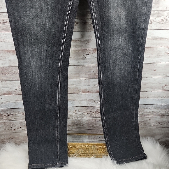 Z2 Jeans, Black Distressed Straight Leg Jeans, Inseam 31", L 39", Waist 32",Sz9 - Picture 4 of 8